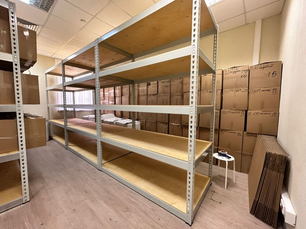 Металлические стеллажи для систем хранения