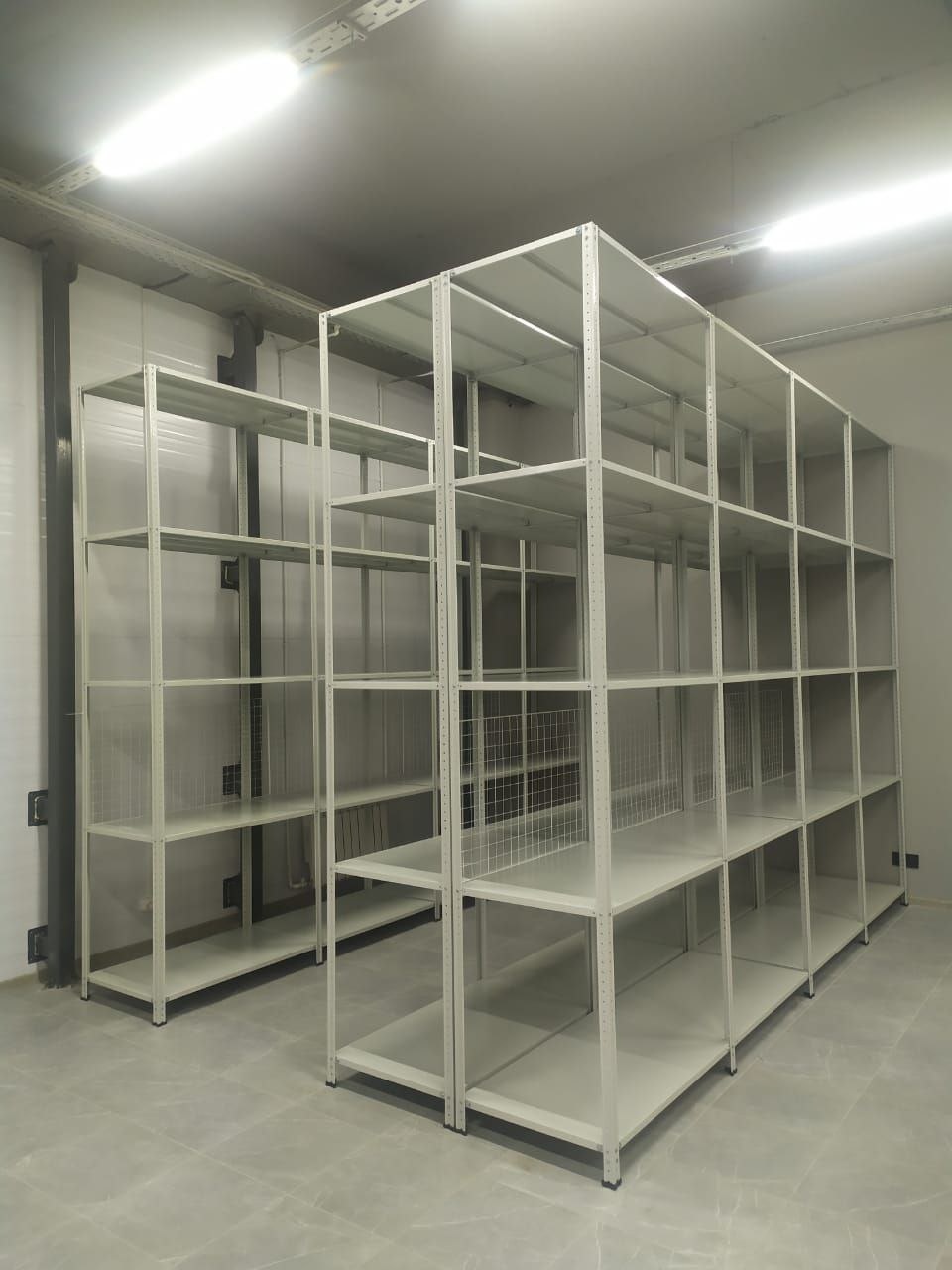Металлические стеллажи для систем хранения